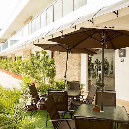 River City Hotel Montería Exterior photo