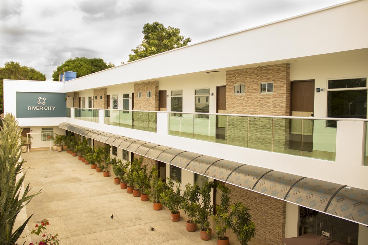 River City Hotel Montería Exterior photo